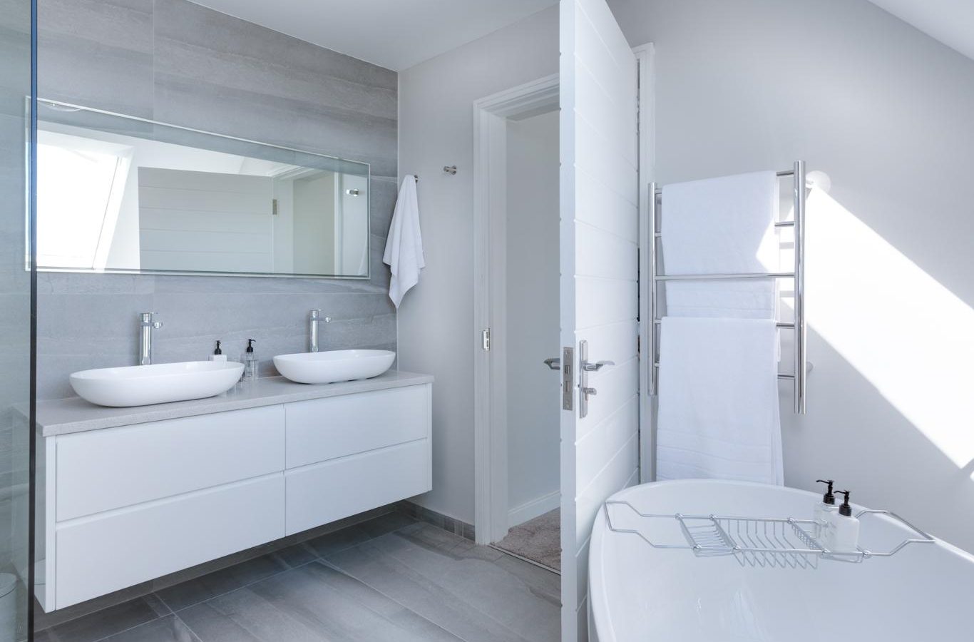 House cleaning company in Richardson, TX by Dallas Housekeeping​